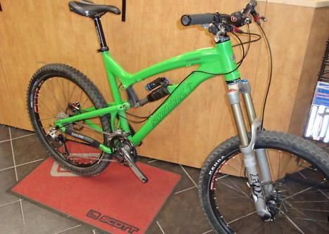 Santa cruz Nomad XL 2010