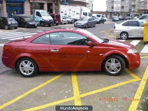 Renault Megane COUPECABR. CONFORT DYNAMIQUE