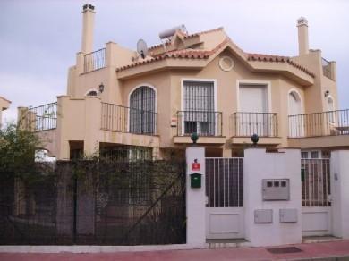 Adosado con 3 dormitorios se vende en Mijas Costa, Costa del Sol