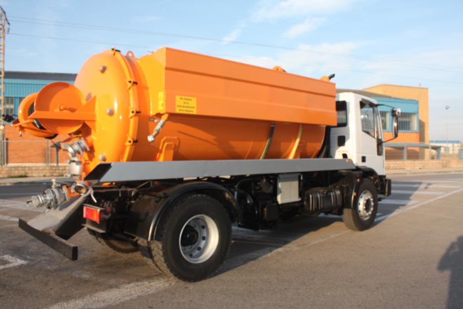 camion cisterna para lodos,chupona,equipo de limpieza de alcantarillado