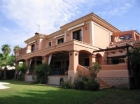 Chalet con 5 dormitorios se vende en Estepona, Costa del Sol - mejor precio | unprecio.es