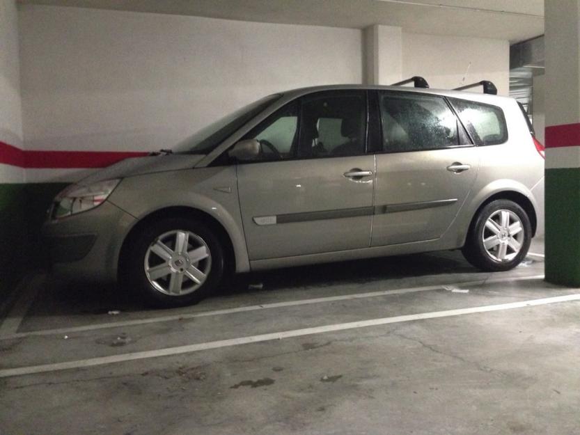 ranault grand scenic v 7 plazas.
