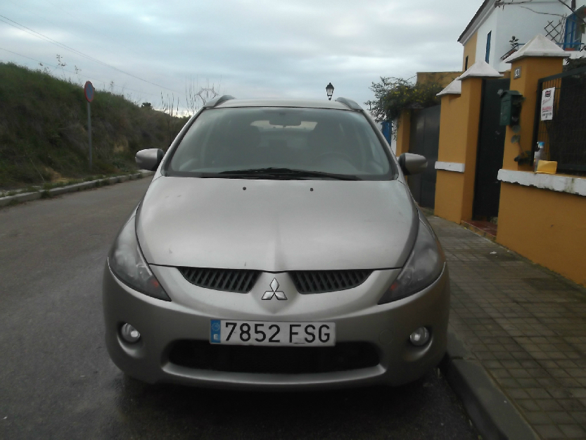 Vendo mitsubishi grandis(7 plazas) Solo11.500€