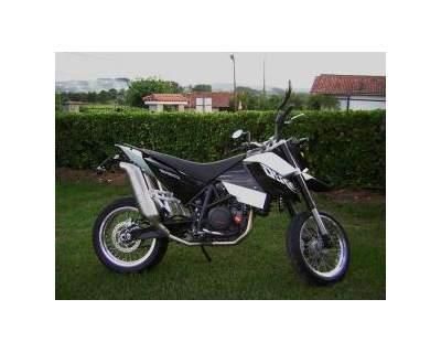 Ktm 690 Supermoto-Duke 3 - 2800 euros