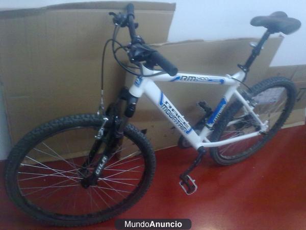 Bicicleta de montaña Race Mountain 400S