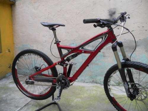 Specialized Enduro 2011 Carbon.
