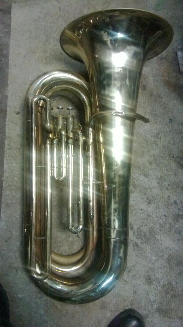 vendo tuba Jupiter en Sib