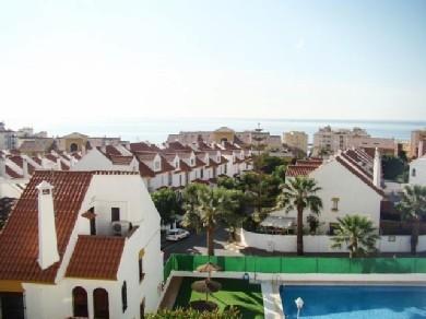 Apartamento con 3 dormitorios se vende en Estepona, Costa del Sol