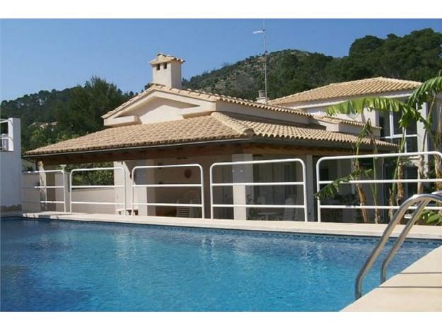 Chalet  en Alcudia  urbanización Alcanada.