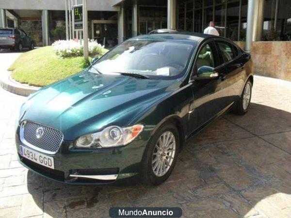 Jaguar XF 2.7D V6 Luxury