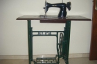 preciosa maquina de coser antigua Alfa - mejor precio | unprecio.es