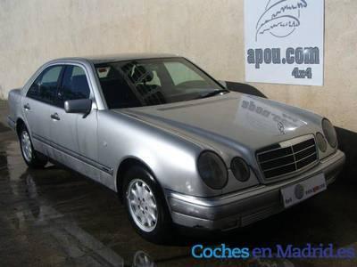 Mercedes Benz E300