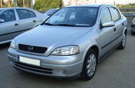 Opel Astra 16 G  en Murcia