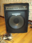 Vendo Amplificador Behringer 300Watios+pedal - mejor precio | unprecio.es