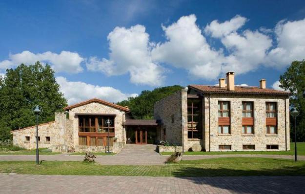 Villa en Villacarriedo