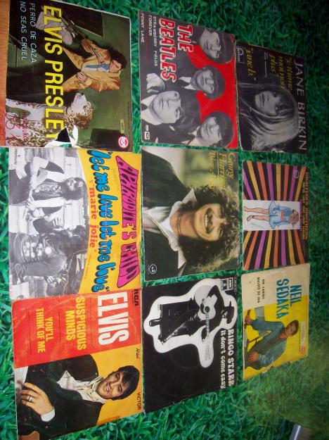 DISCOS DE VINILO Y CASSETES