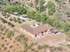 Chalet con 3 dormitorios se vende en Alozaina - mejor precio | unprecio.es