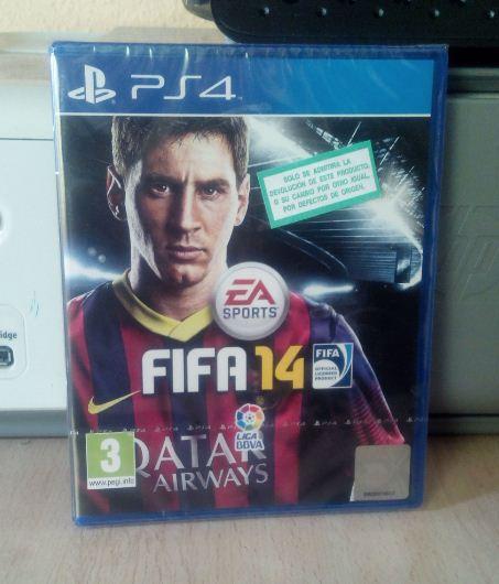 Fifa 14 ps4 precintado 50€