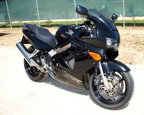 HONDA VFR 800