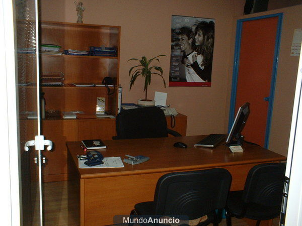 MUEBLES DE OFICINA .3 DESPACHOS