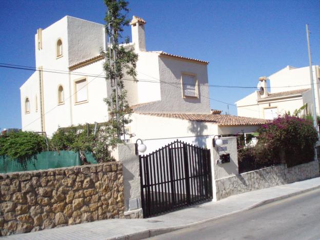 CHALET EN BENIDORM