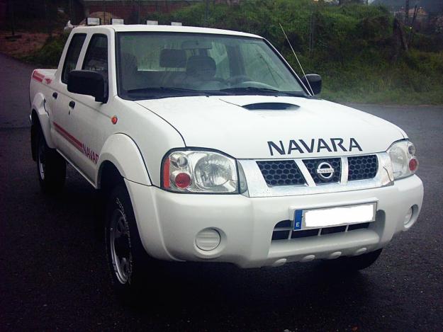 VENDO NISSAN NAVARA 2.5 TDI DOBLE CABINA 4X4 AÑO 2006 MUY CUIDADO