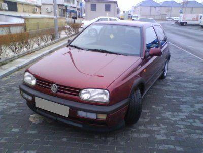 VOLKSWAGEN GOLF 2.0 GTI - MADRID