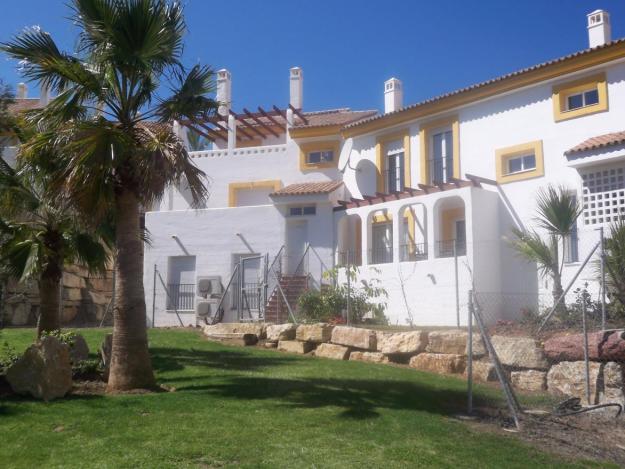 CASA UNIFAMILIAR EN URB. RIVIERA DEL SOL - MIJAS-COSTA (MALAGA)