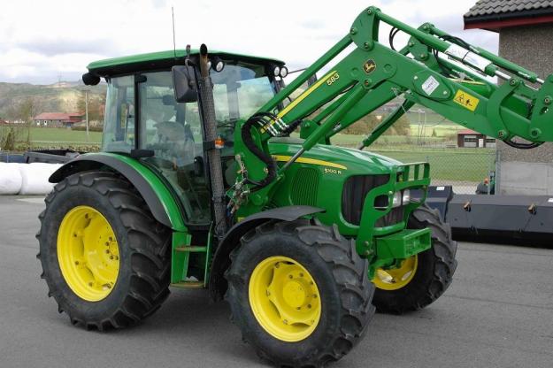 John Deere 5100R