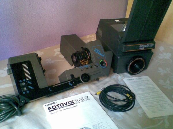 VENDO PROYECTOR DE DIAPOSITIVAS/FOTOS