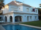 Chalet con 6 dormitorios se vende en Marbella, Costa del Sol - mejor precio | unprecio.es