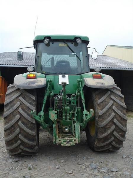 Tractor John Deere 8120 estándar