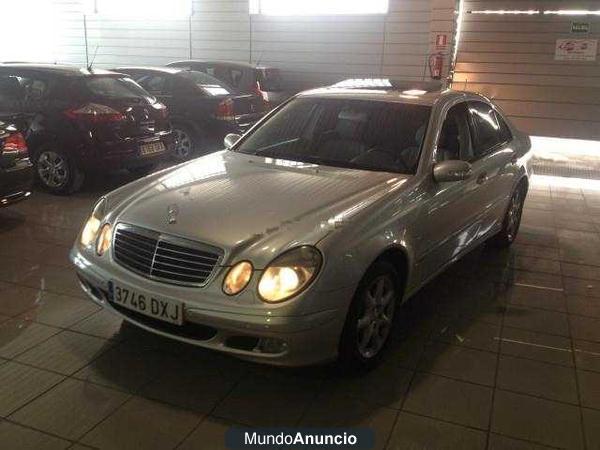 Mercedes-Benz E 220 CDI CLASSIC