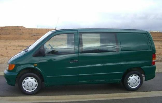 MERCEDES VITO 103000KM RECIEN PINTADA