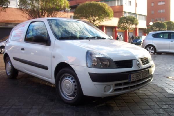 RENAULT CLIO 1.5 DCI 3-P COMERCIAL 2005