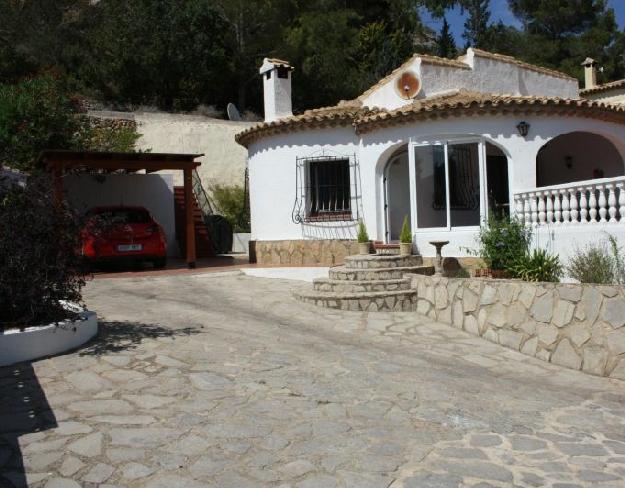 Chalet en venta en Alcalalí/Alcanalí, Alicante (Costa Blanca)