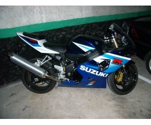 SUZUKI GSX 600 R