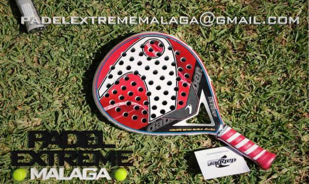 Se vende pala de padel dabber max d3