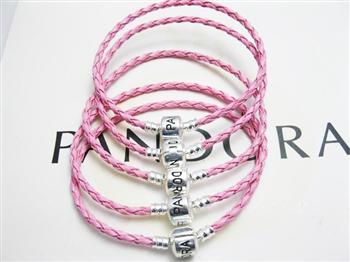 Pulsera Pandora de cuero con cierre en plata