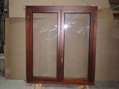 VENDO VENTANAS DE MADERA