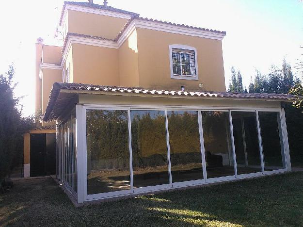 Chalet en Tomares