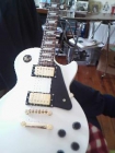 Se vende bonita epiphone Les Paul blanca - mejor precio | unprecio.es