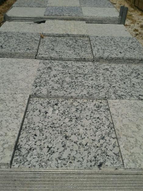 Mármoles Málaga Granito blanco Toledo vendo 70 m2