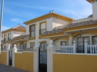Chalet pareado con 3 dormitorios se vende en Villamartin, Costa Blanca - mejor precio | unprecio.es