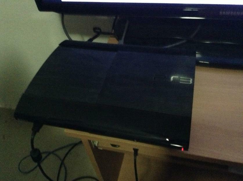 ps3 super slim 500gb en garantia, y con juegos negociable