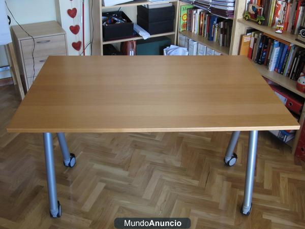 Venta de mesa escritorio casi nueva