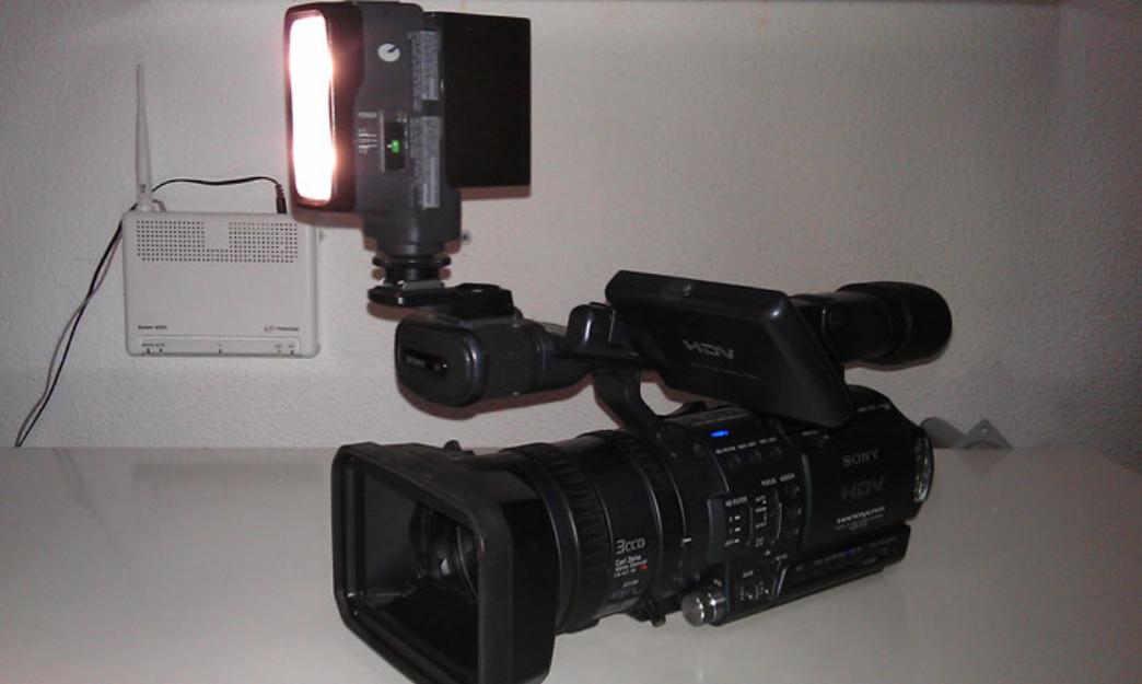 Cámara profesional Sony HDR FX1 y accesorios