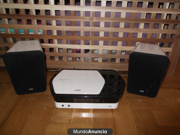 VENDO MINICADENA JVC, EN PERFECTO ESTADO