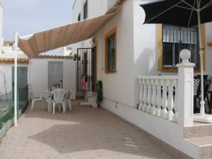 OCASION!Chalet adosado en Torrevieja