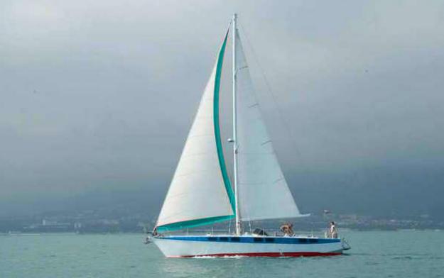 Velero 15 metros